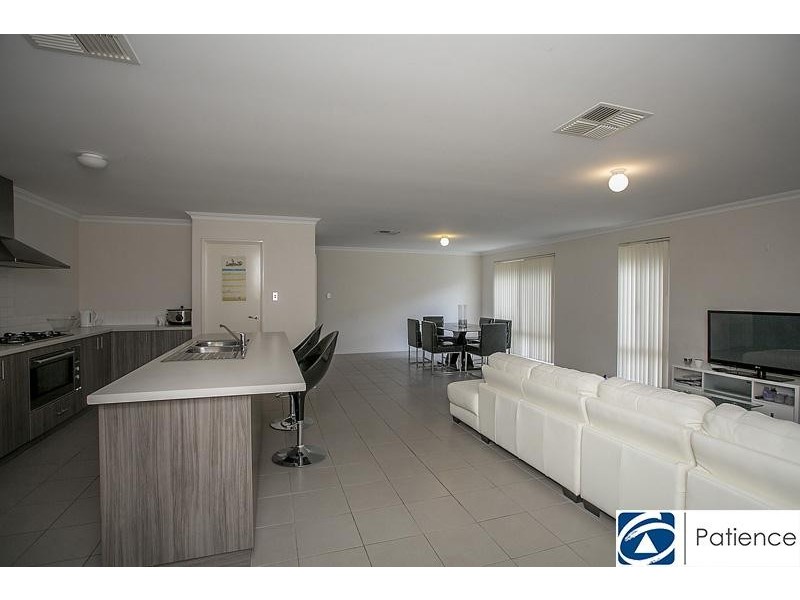 18 Berlin Drive, Wanneroo WA 6065