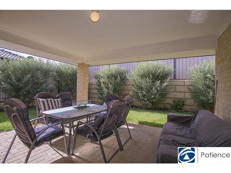 18 Berlin Drive, Wanneroo WA 6065