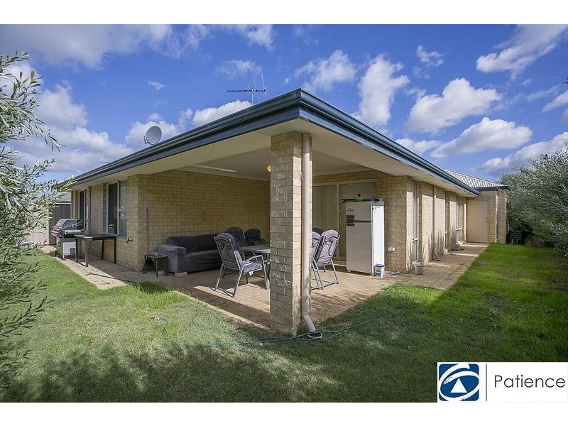 18 Berlin Drive, Wanneroo WA 6065