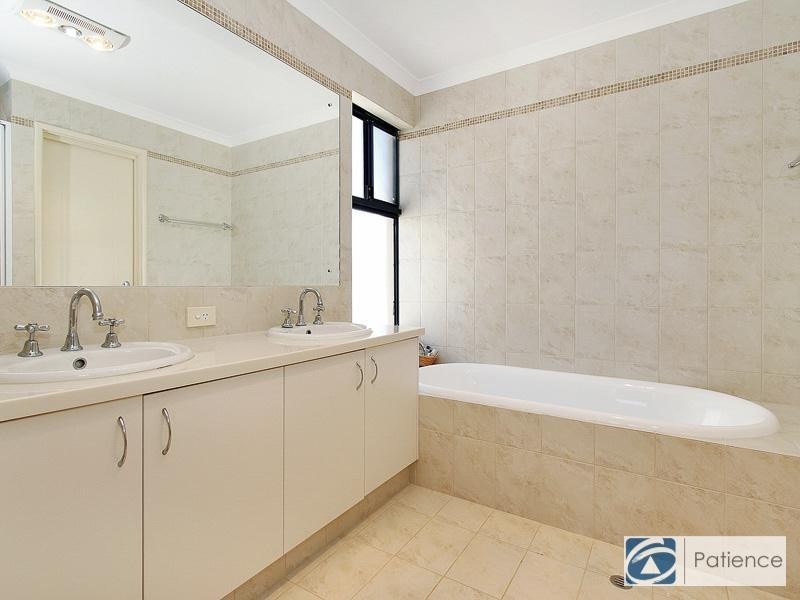 159 Delgado Parade, Iluka WA 6028