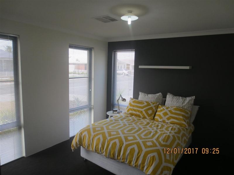 21 Cheriton Avenue, Ellenbrook WA 6069