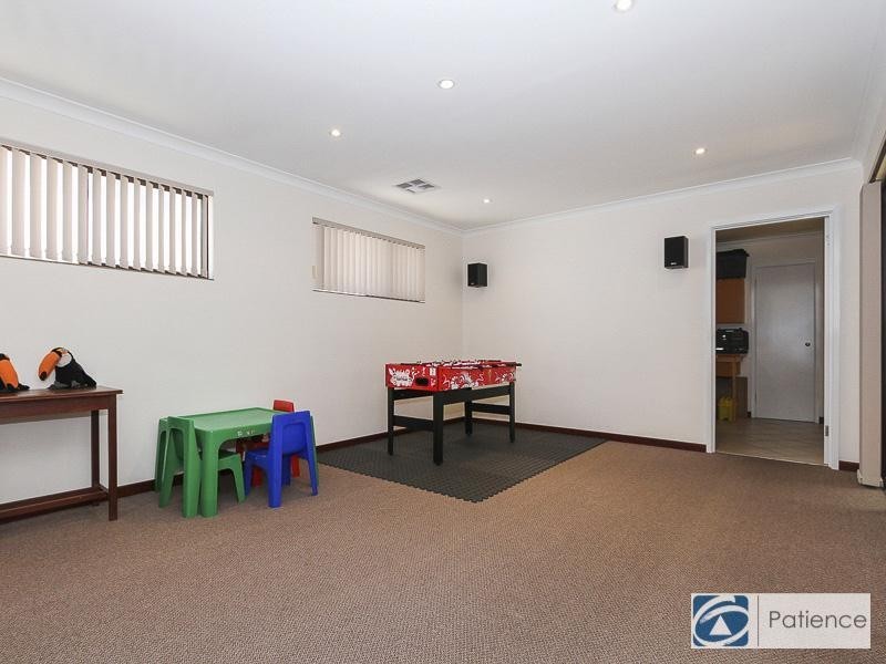 77 Otisco Crescent, Joondalup WA 6027