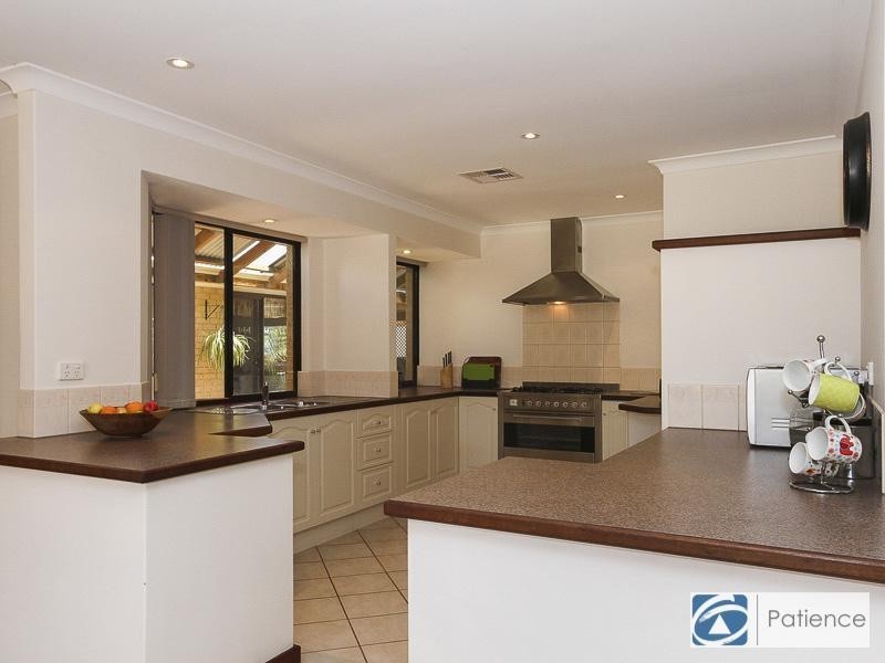 77 Otisco Crescent, Joondalup WA 6027