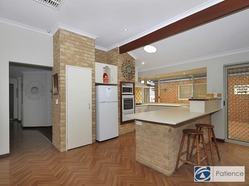 7 Alliance Court, Currambine WA 6028