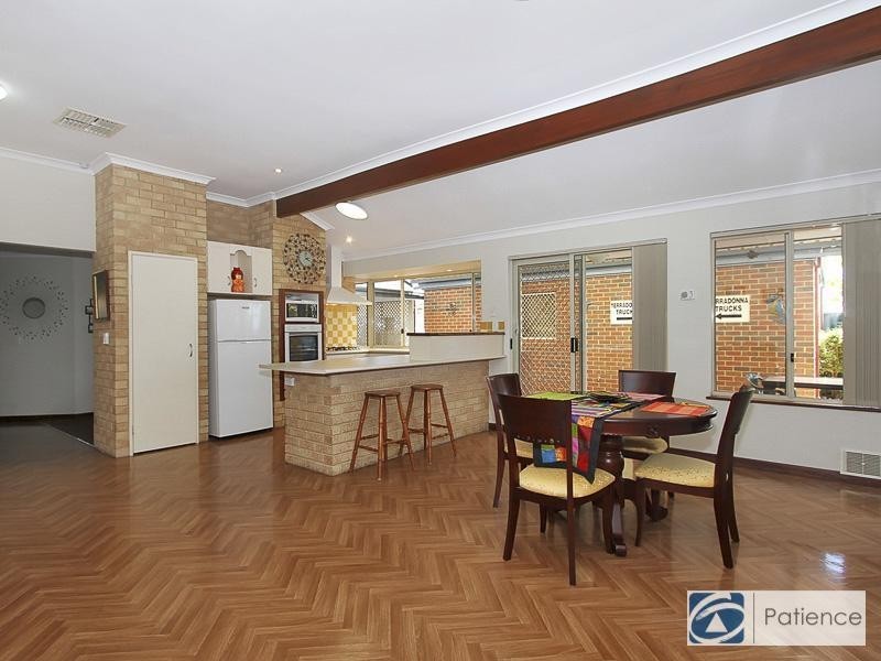 7 Alliance Court, Currambine WA 6028