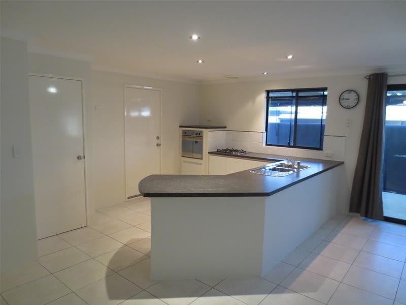 25 Kurnalpi Turn, Wanneroo WA 6065