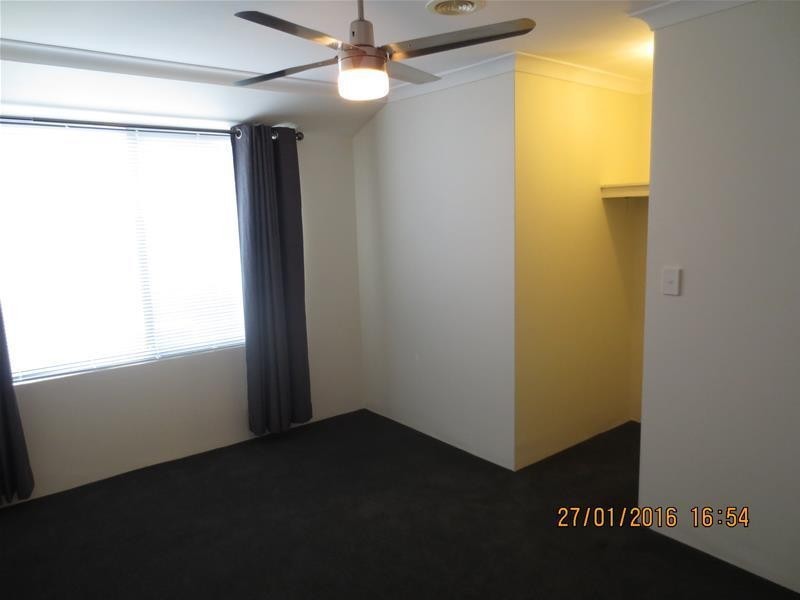 25 Kurnalpi Turn, Wanneroo WA 6065