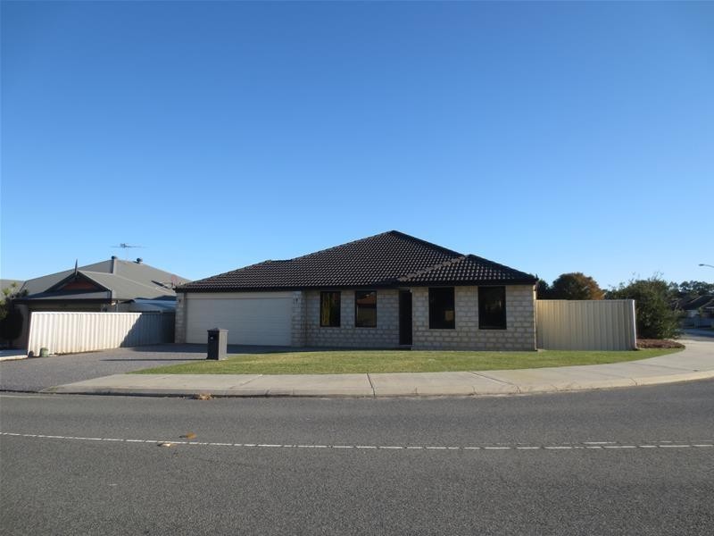25 Kurnalpi Turn, Wanneroo WA 6065