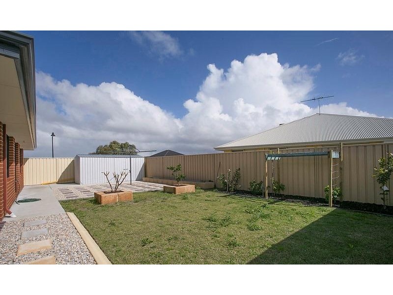 62 Abbey Green Road, Banksia Grove WA 6031