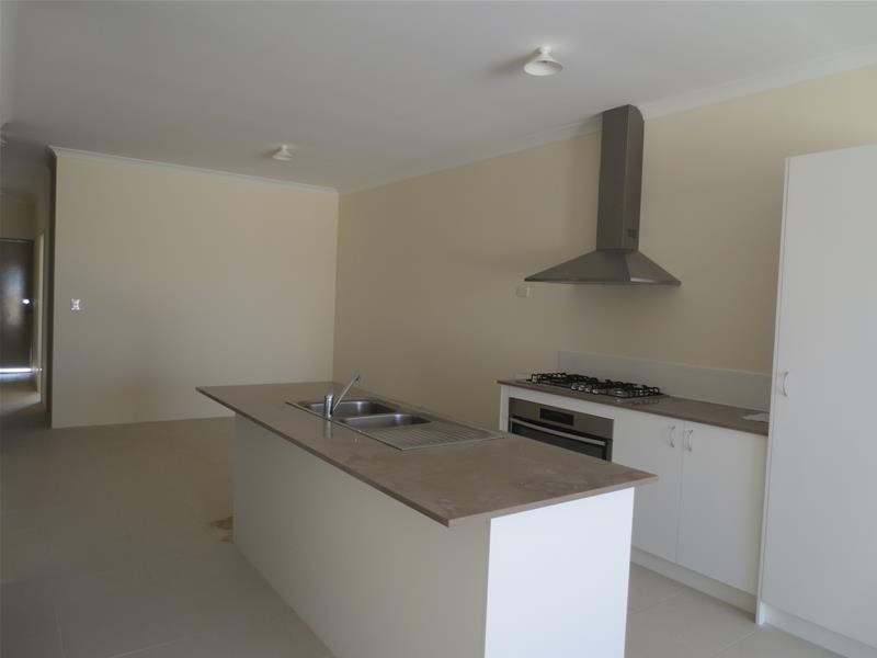 25 Lampeter Road, Butler WA 6036