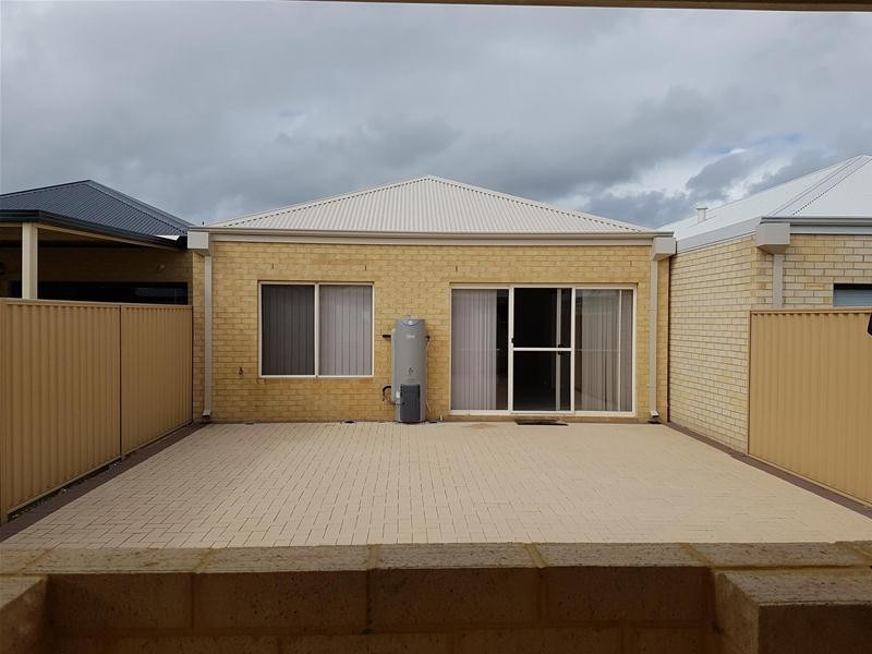 25 Lampeter Road, Butler WA 6036