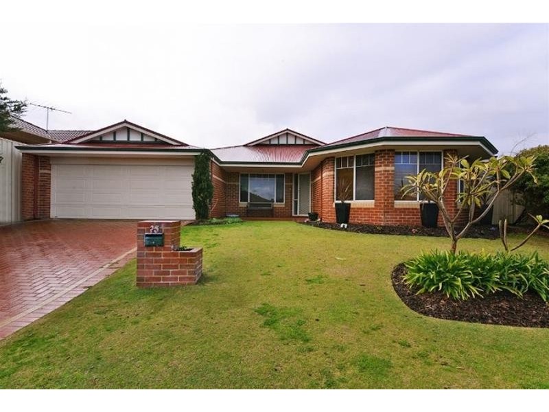 25 Brightlands Circuit, Carramar WA 6031