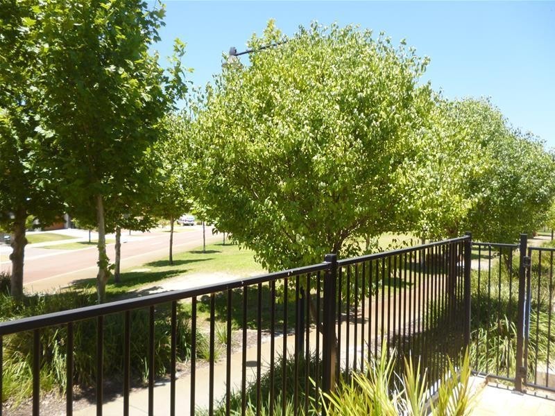 11 Demesne Circuit, Aveley WA 6069