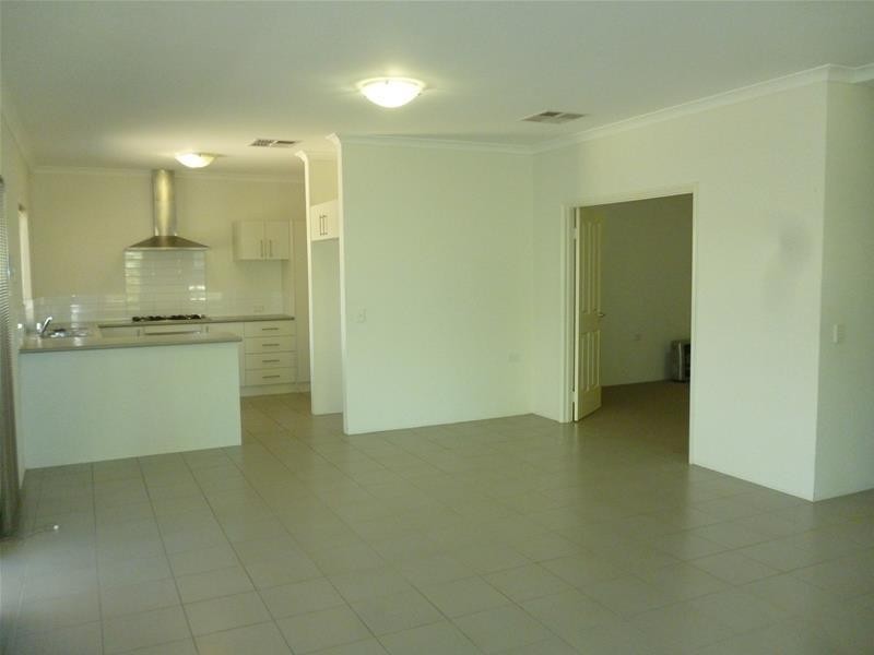 11 Demesne Circuit, Aveley WA 6069