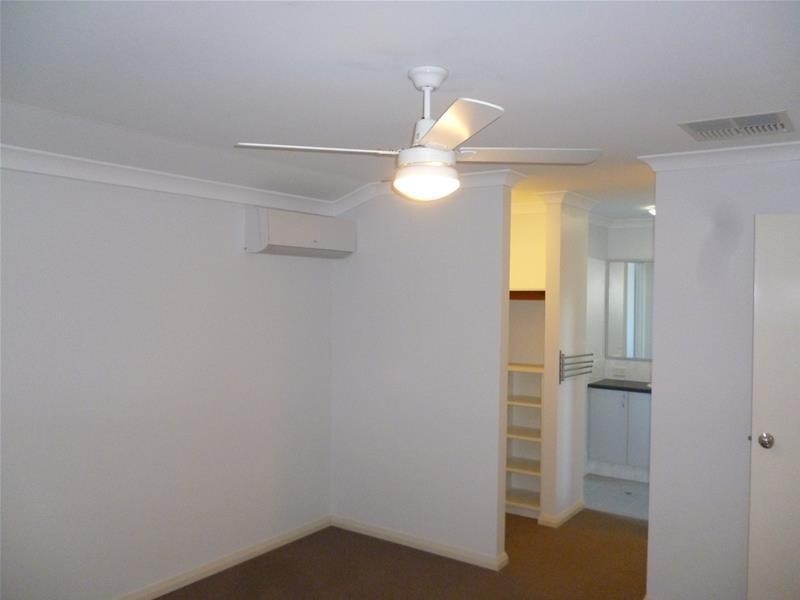 9 Thiele Road, Banksia Grove WA 6031