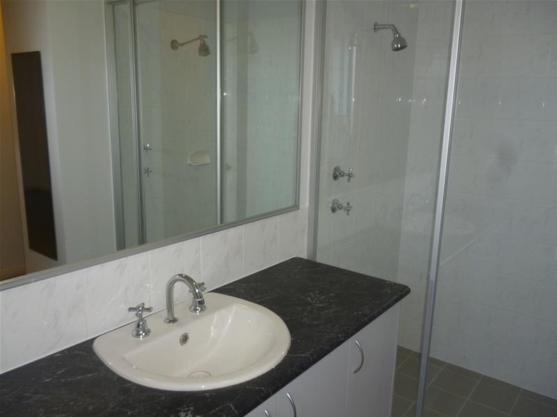 9 Thiele Road, Banksia Grove WA 6031