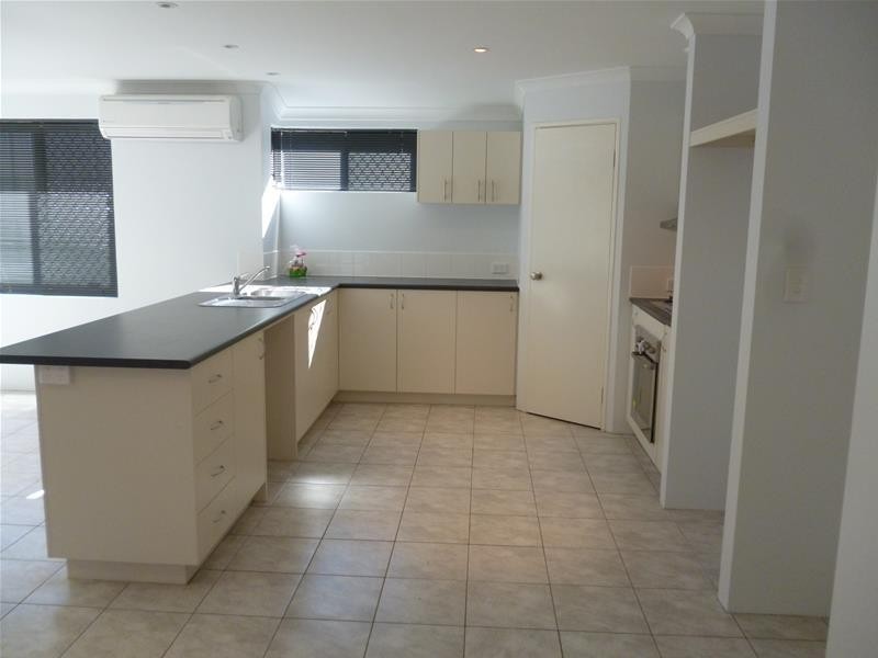 9 Thiele Road, Banksia Grove WA 6031