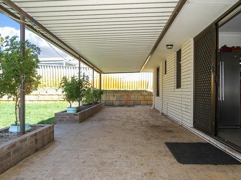 7 Halwest Way, Alexander Heights WA 6064