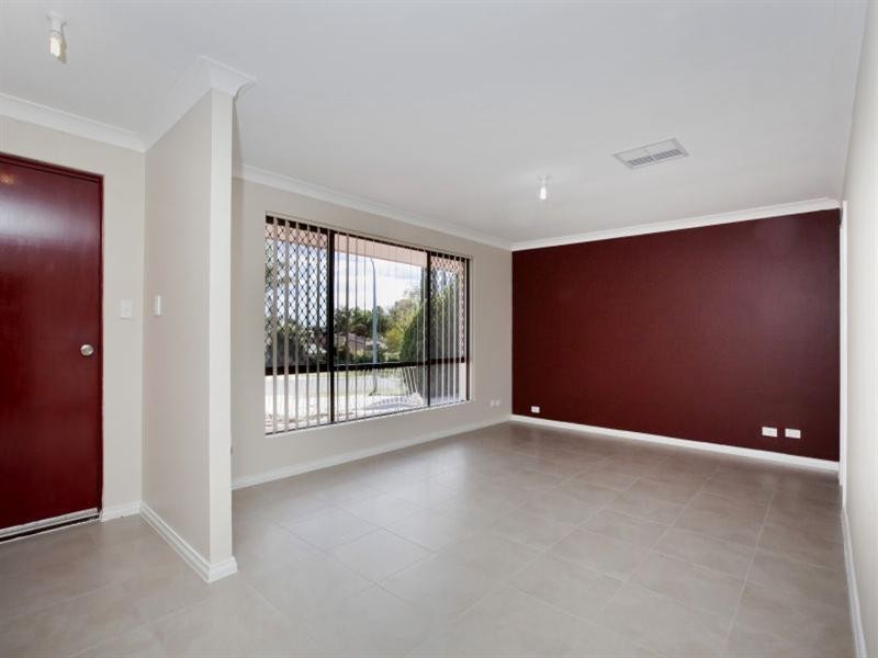 7 Halwest Way, Alexander Heights WA 6064