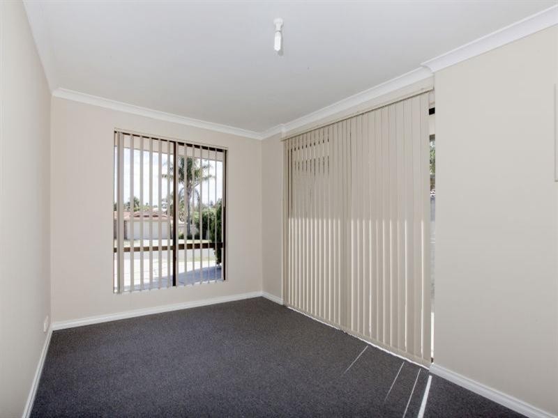 7 Halwest Way, Alexander Heights WA 6064