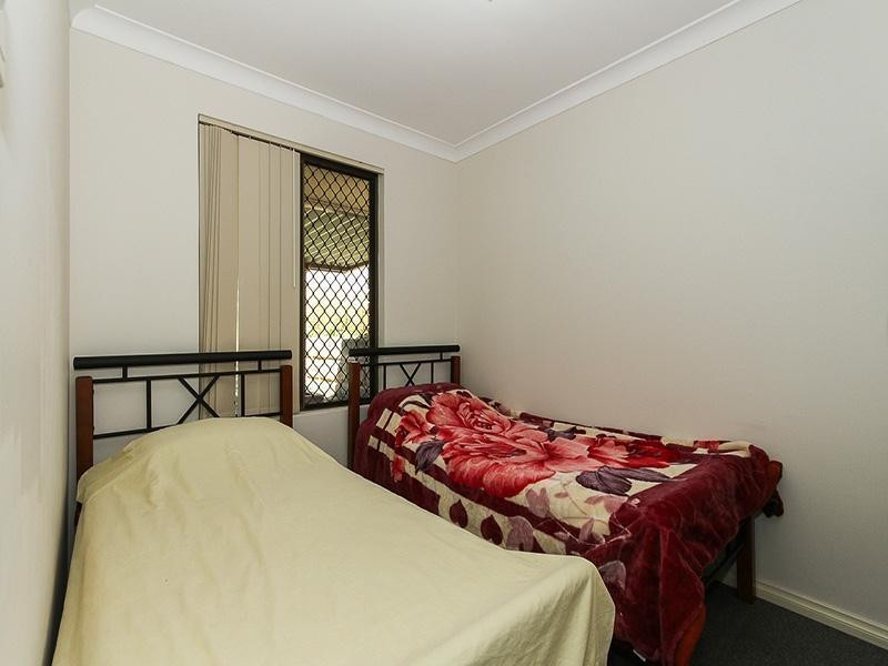 7 Halwest Way, Alexander Heights WA 6064