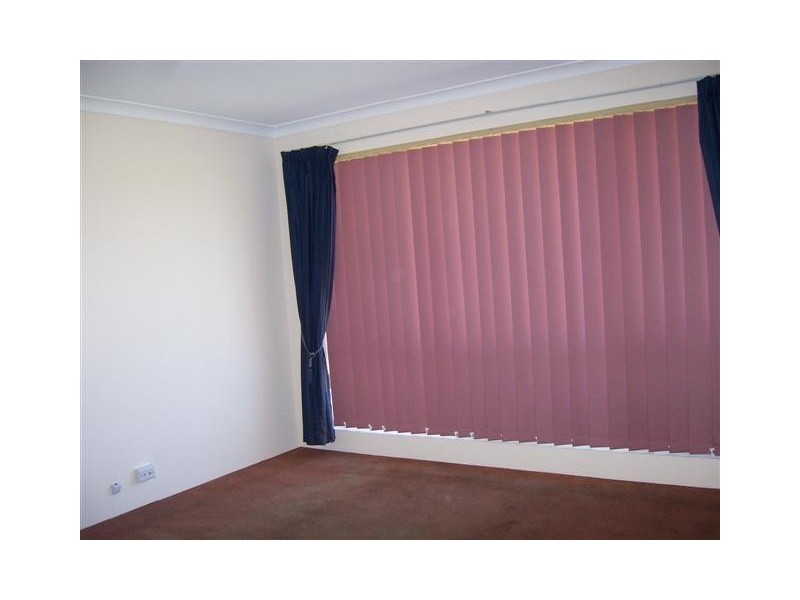 4 Dauphine Place, Joondalup WA 6027