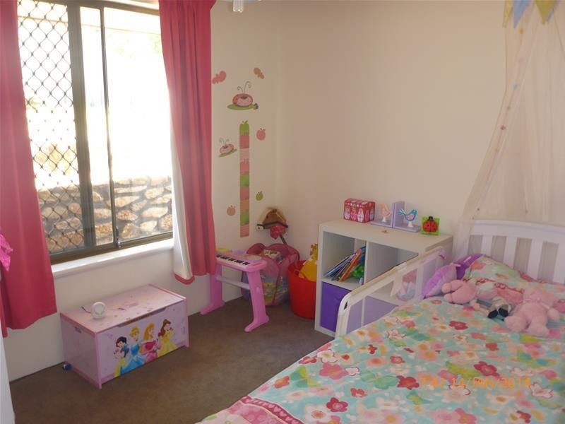 9 Tripod Place, Mullaloo WA 6027