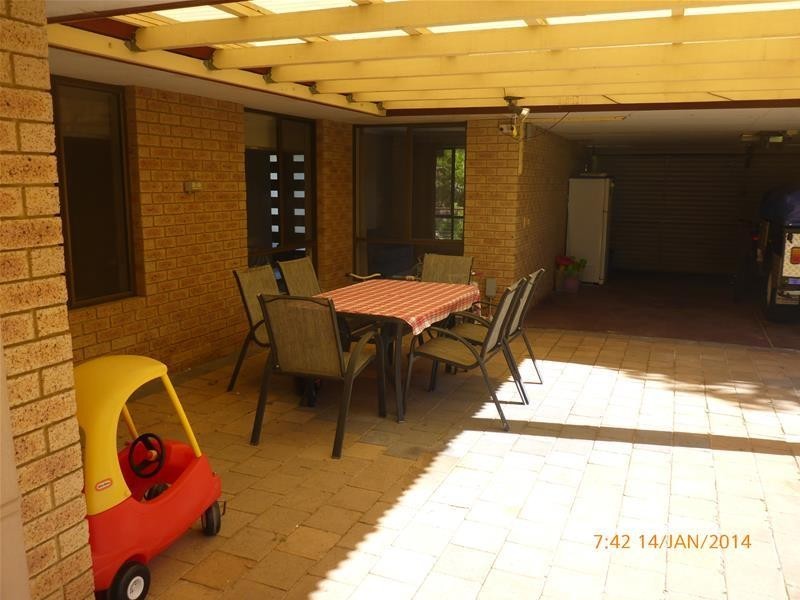 9 Tripod Place, Mullaloo WA 6027