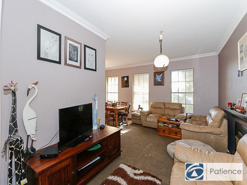 12 Yera Place, Wanneroo WA 6065