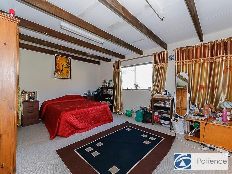 12 Yera Place, Wanneroo WA 6065