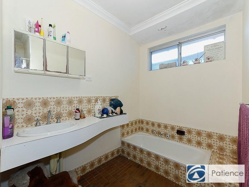 12 Yera Place, Wanneroo WA 6065