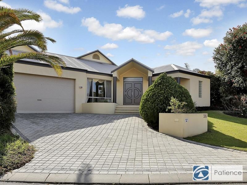 36 Streeton Promenade, Woodvale WA 6026