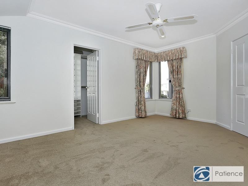 36 Streeton Promenade, Woodvale WA 6026