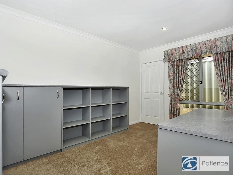 36 Streeton Promenade, Woodvale WA 6026