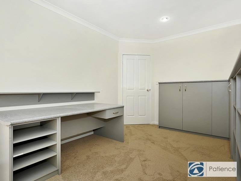 36 Streeton Promenade, Woodvale WA 6026