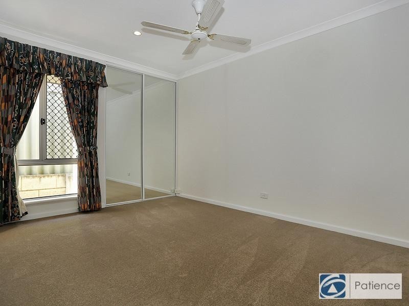 36 Streeton Promenade, Woodvale WA 6026