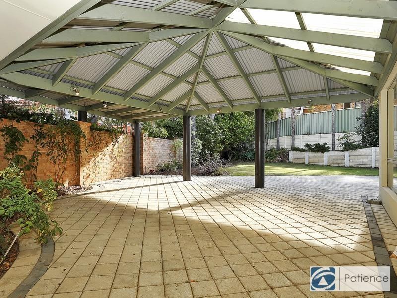 36 Streeton Promenade, Woodvale WA 6026