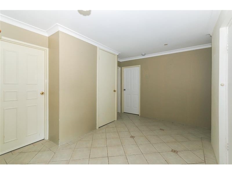 4 Carfax Place, Two Rocks WA 6037