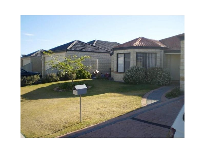 32 Watkins Loop, Tapping WA 6065