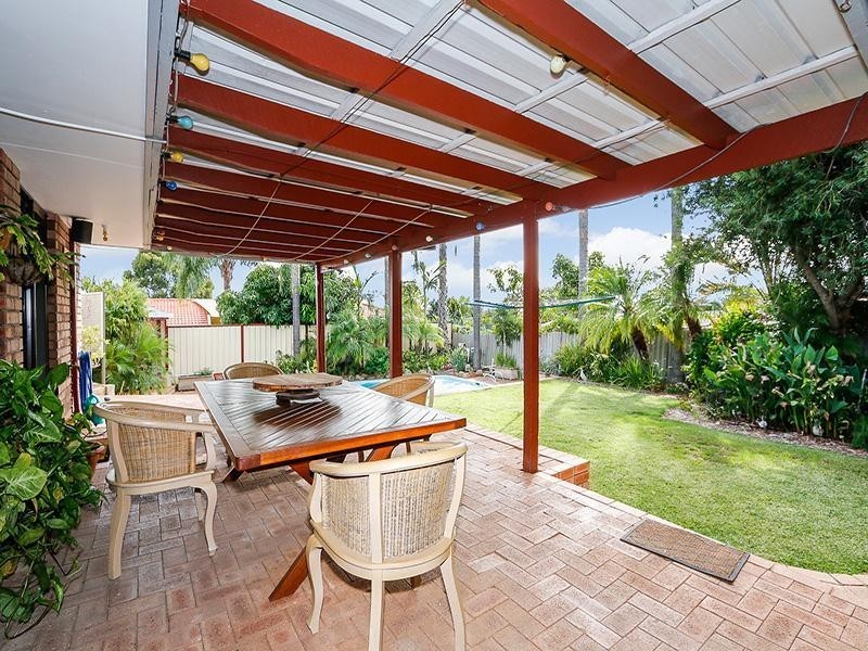 5 Ellara Court, Alexander Heights WA 6064