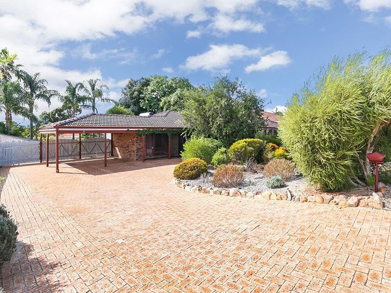 5 Ellara Court, Alexander Heights WA 6064