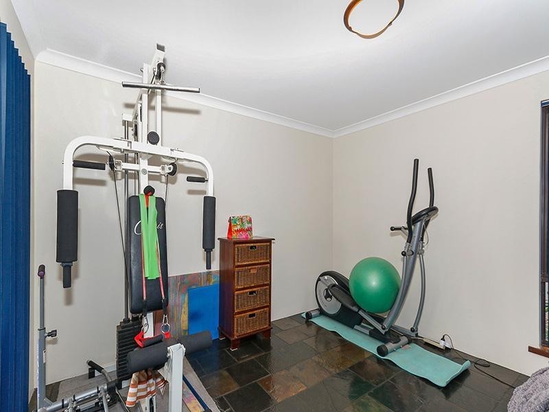 5 Ellara Court, Alexander Heights WA 6064