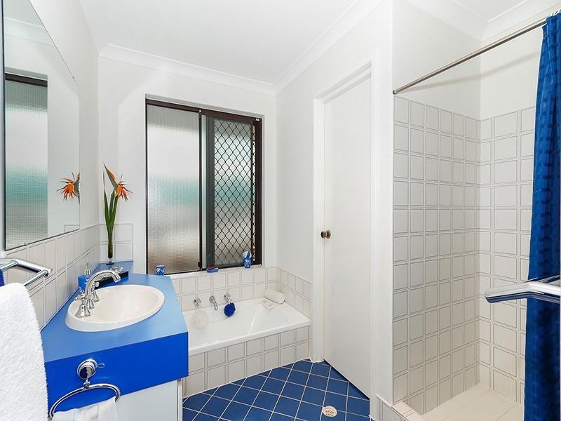 5 Ellara Court, Alexander Heights WA 6064