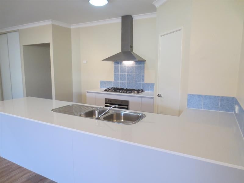 1 Highcliffe Rise, Currambine WA 6028