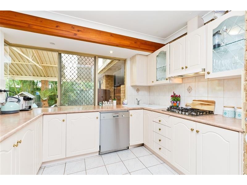 24 McDowell Crescent, Kingsley WA 6026