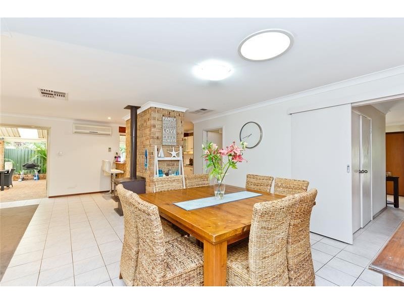 24 McDowell Crescent, Kingsley WA 6026