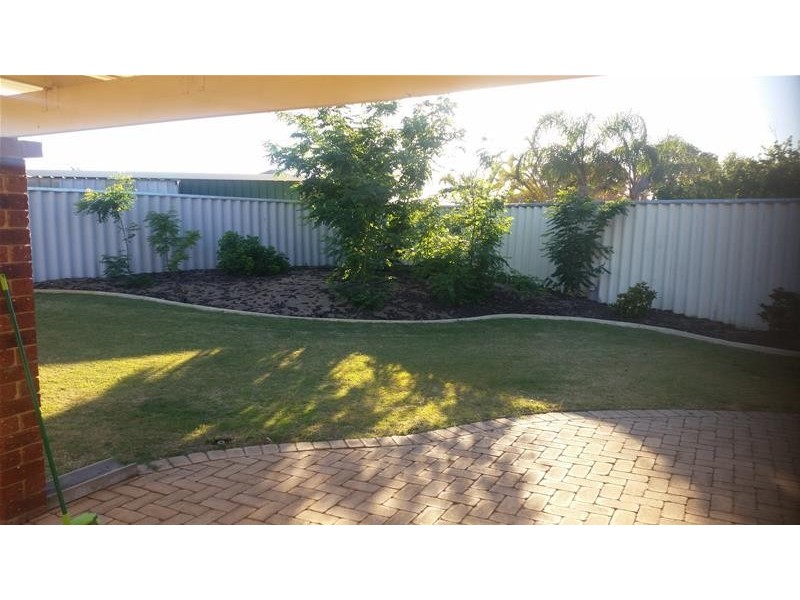 4 Eucumbene Crescent, Joondalup WA 6027