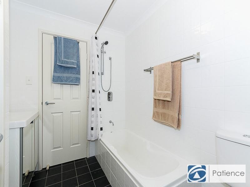 6/160 Lakeside Drive, Joondalup WA 6027