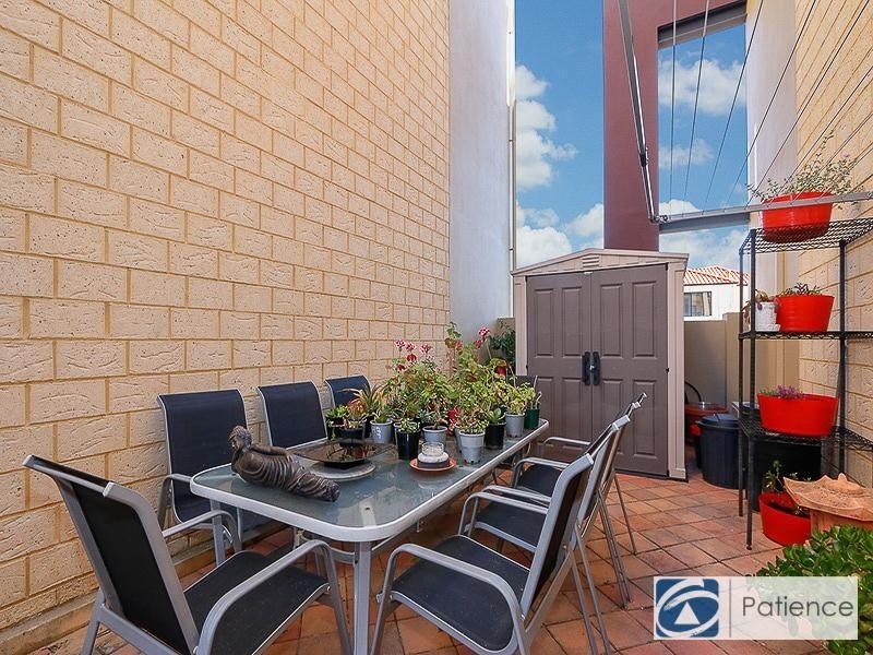 6/160 Lakeside Drive, Joondalup WA 6027