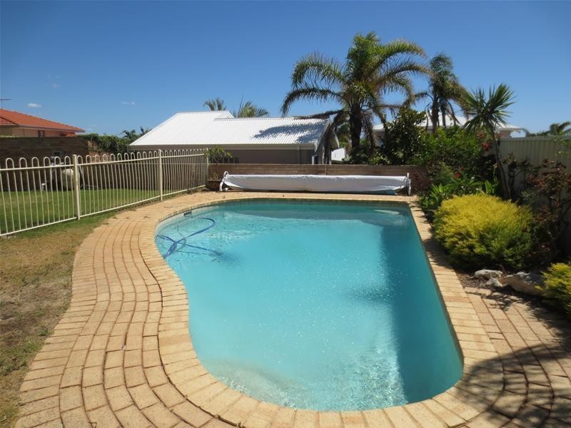 9 Halcyon Place, Ocean Reef WA 6027